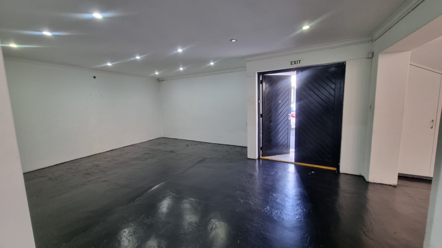 To Let Commercial Property for Rent in Woodstock Western Cape